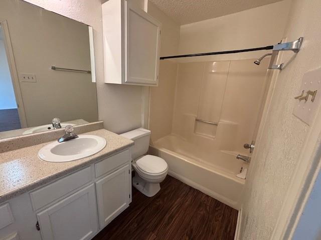 Building Photo - 4524 Spinnaker Ct