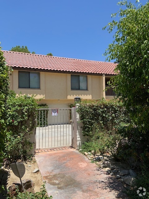 Building Photo - 45325 Sage Ln