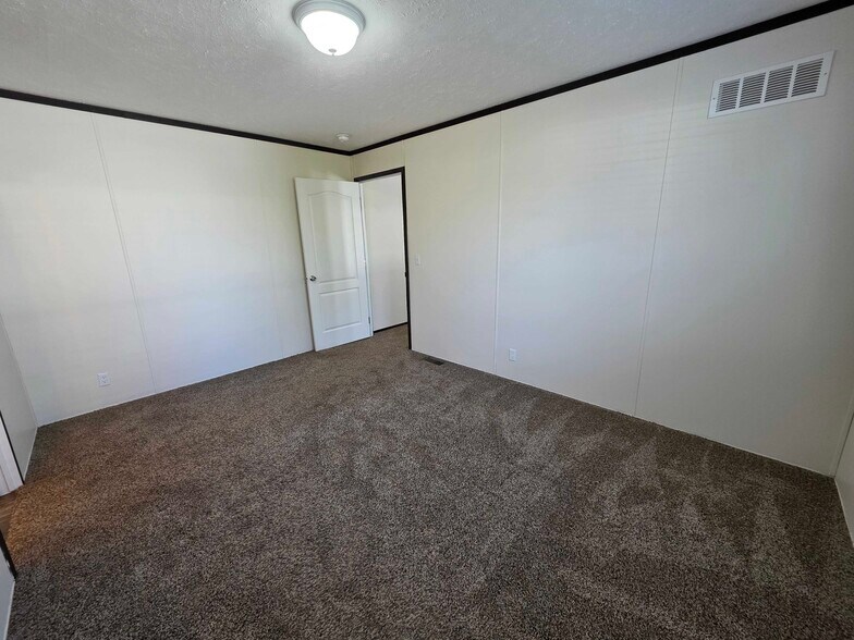 Building Photo - 3727 Birch St