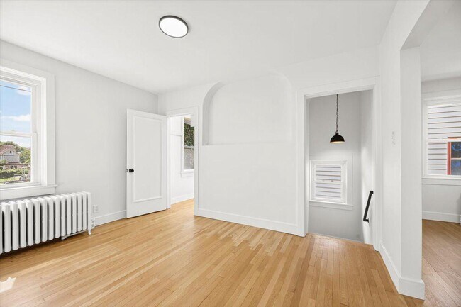 Building Photo - 430 Cinnaminson Ave