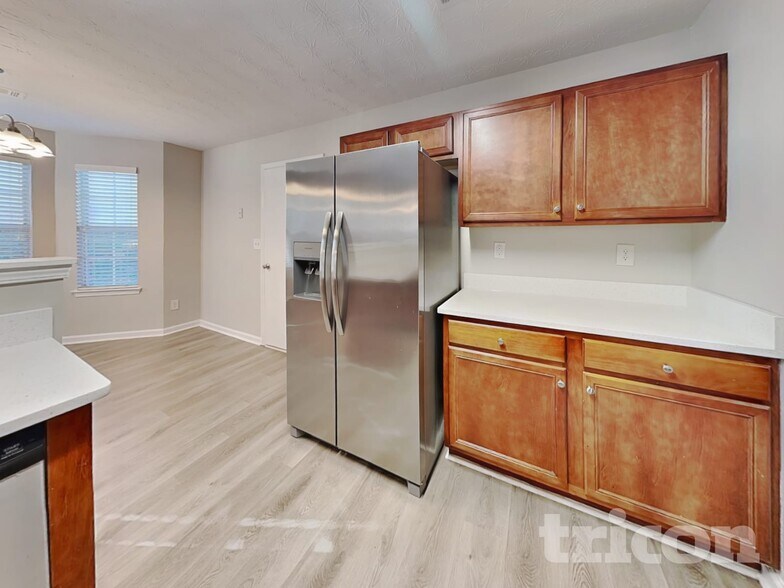 Building Photo - 70 Emerson Trail