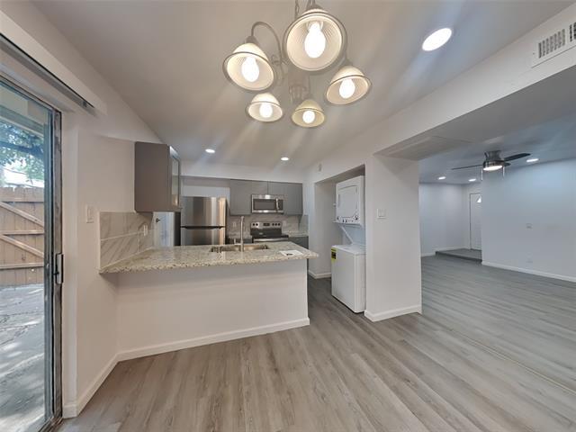 Building Photo - 7125 Fair Oaks Ave