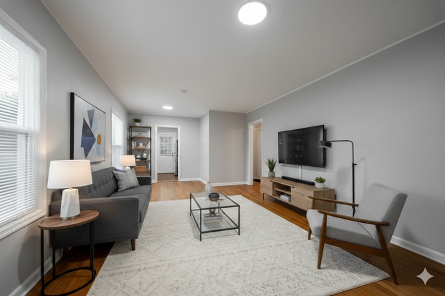 Building Photo - $500 Move-In Bonus – Modern One Bedroom in Overlook