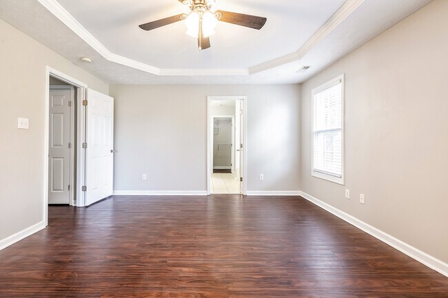 Building Photo - 318 Tennessee Walker Dr