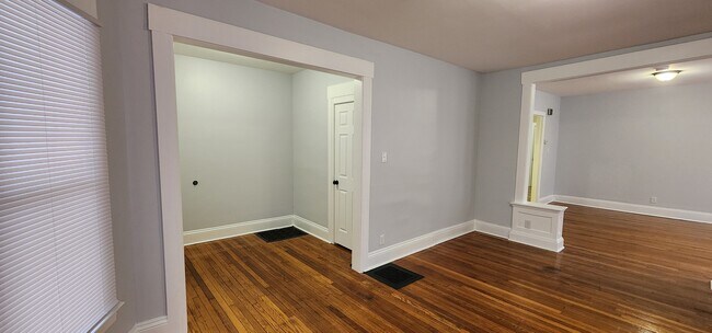 Building Photo - 1193 W Onondaga St