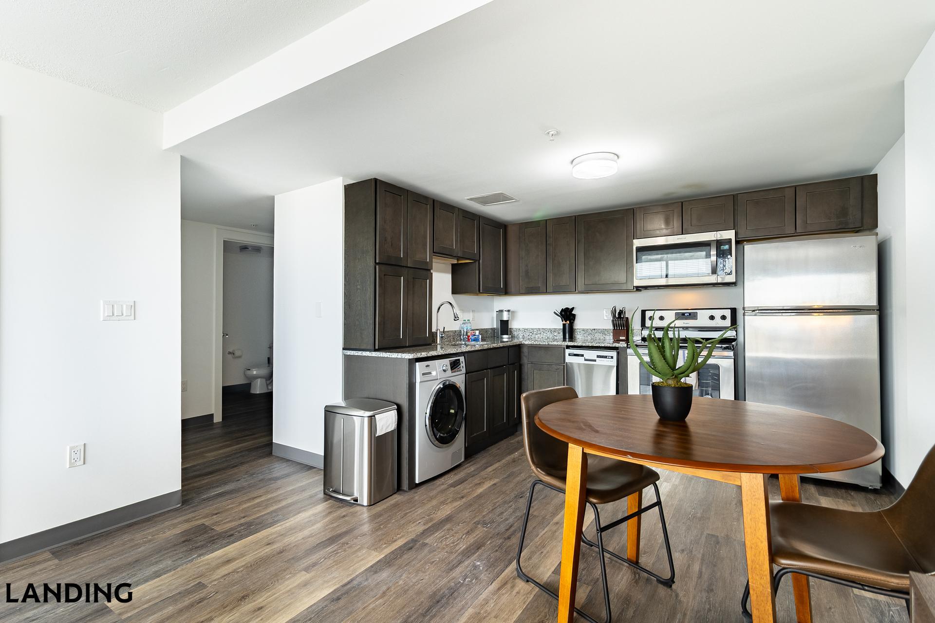 Building Photo - 50 Morgan St N