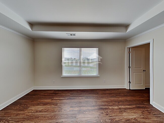 Building Photo - 4845 Chutney Dr