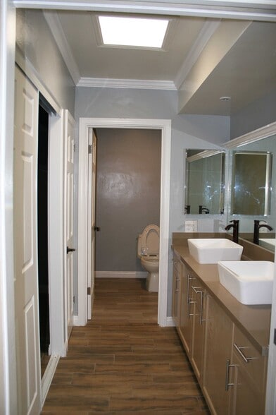 Building Photo - 13065 Mindanao Way
