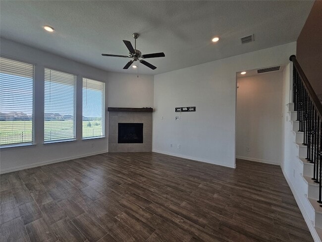 Building Photo - 14620 Little Water Dr