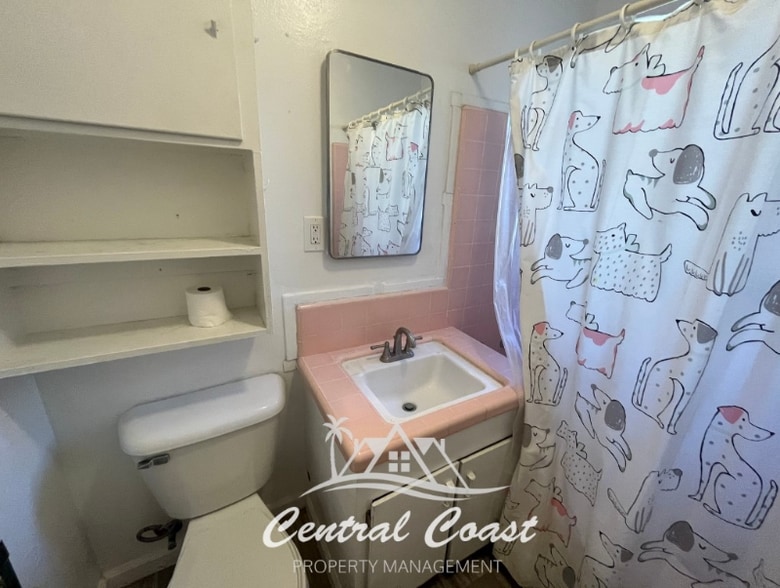 Building Photo - 0 E Foster Rd