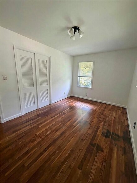 Building Photo - 4455 Hillpine Rd