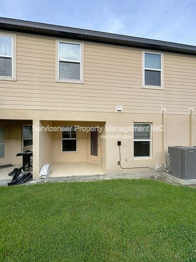 Building Photo - 5315 New Friendship Pl