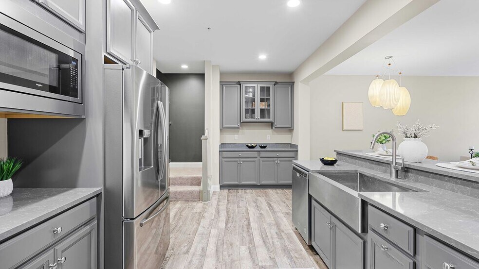 Building Photo - 441 Roebling Ct