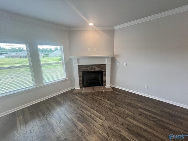 Building Photo - 142 Tango Dr