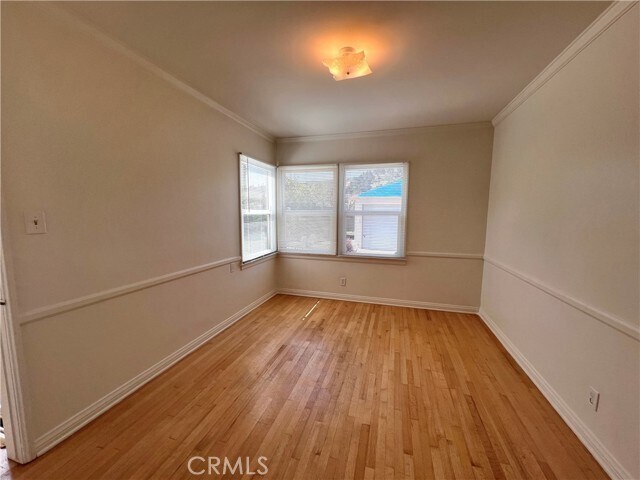 Building Photo - 5618 Fallsgrove St