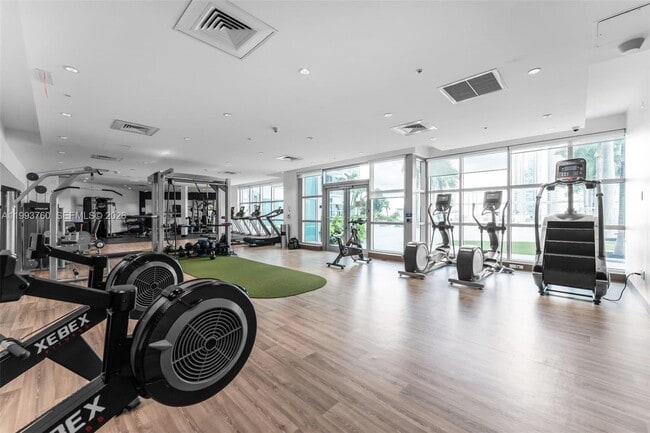 Building Photo - 3301 NE 1st Ave