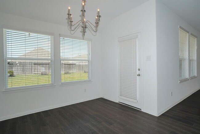 Building Photo - 16114 Sommerall Creek Ln