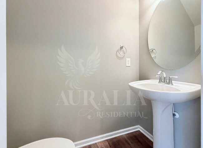 Building Photo - 705 Keystone Park Dr