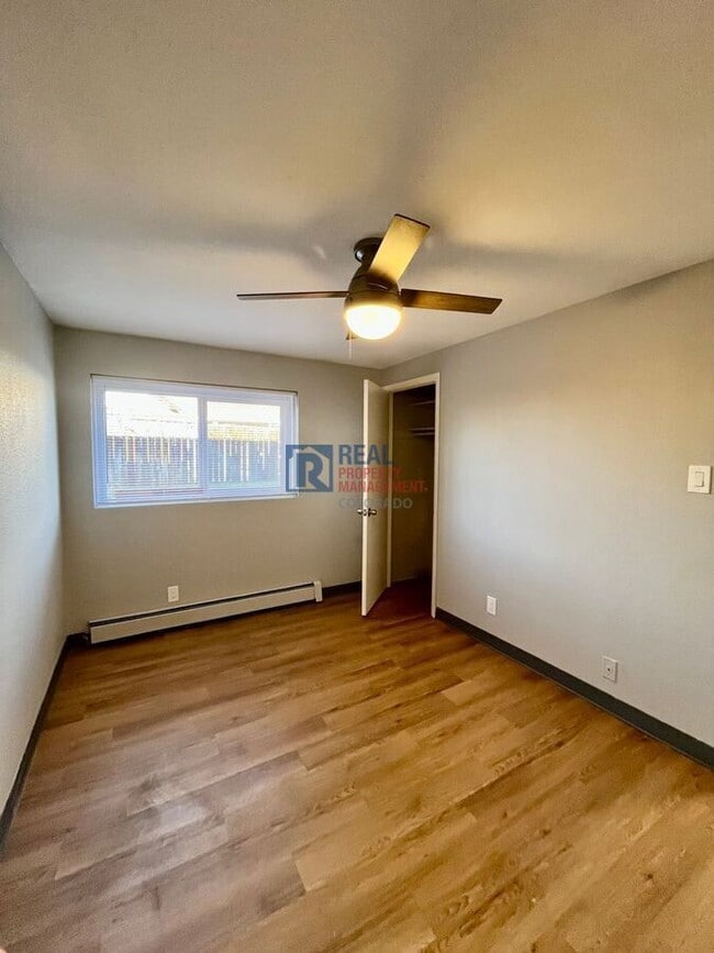 Building Photo - 3305 W Cedar Ave