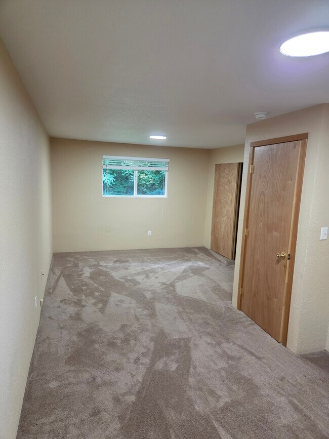 Master - 25119 237th Ct Se