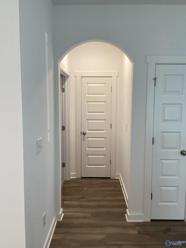 Building Photo - 3220 Spool Ln SW