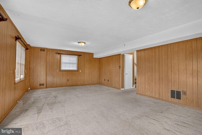 Building Photo - 9457 Jenerio Ct