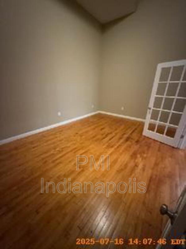 Building Photo - 141 S Meridian St