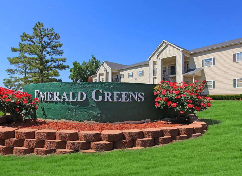 Emerald Greens - 2809-2815 Dewey Ave Norman OK 73072 | Apartment Finder