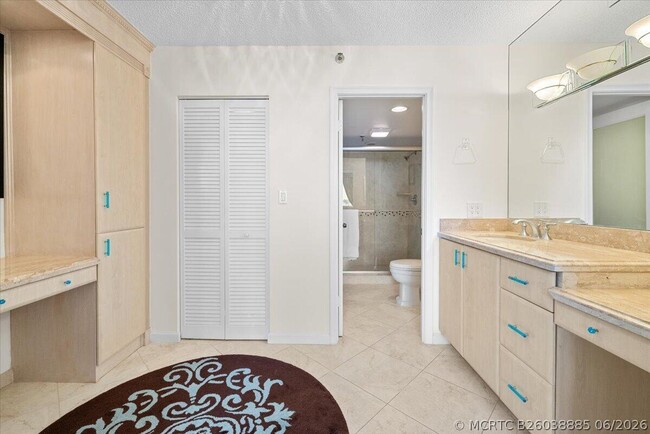 Building Photo - 3912 S Ocean Blvd