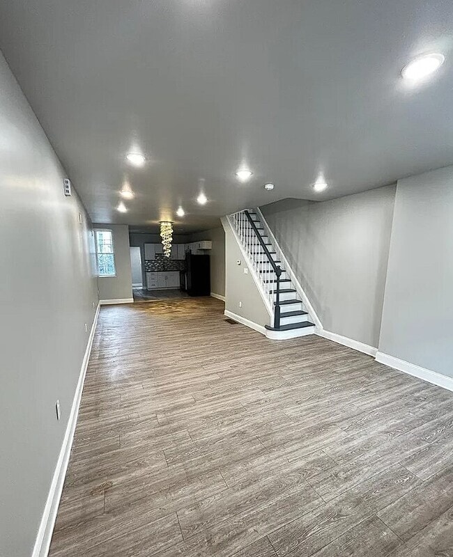 Building Photo - 5703 Delancey St