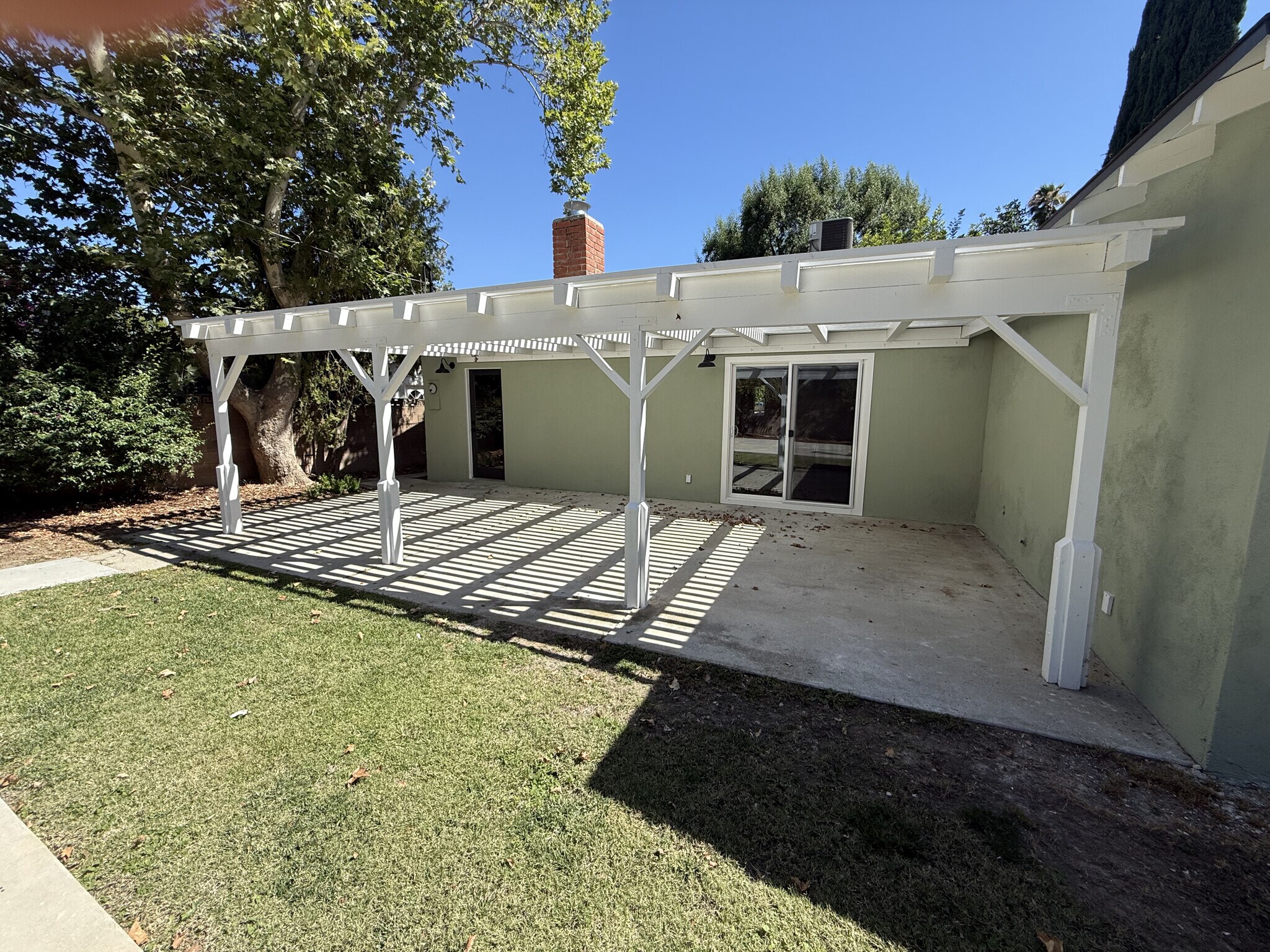 Building Photo - 24155 Kittridge St