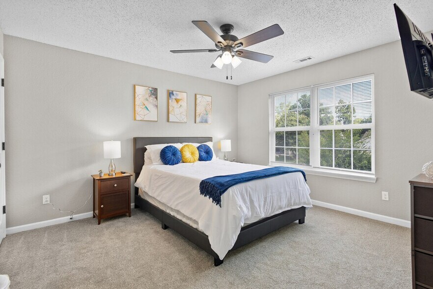 Building Photo - 9928 Comb Run Ct