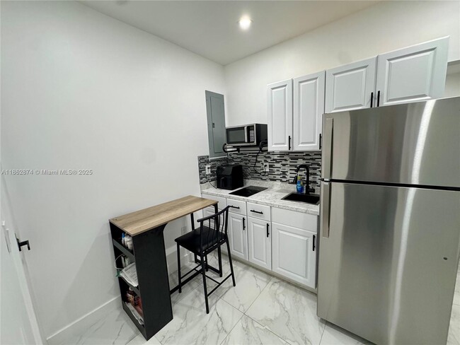 Building Photo - 1309 NW 55th Terrace
