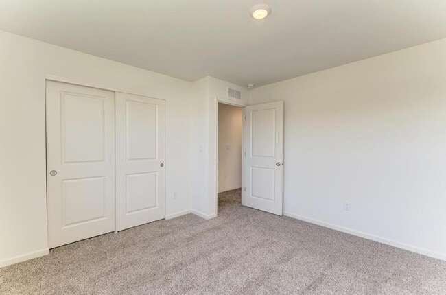 Building Photo - 1870 Canyon Creek Dr