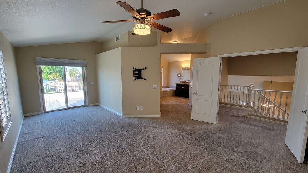 Building Photo - 5660 W Abraham Ln