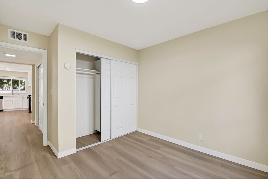 Building Photo - 1250 S Brookhurst St