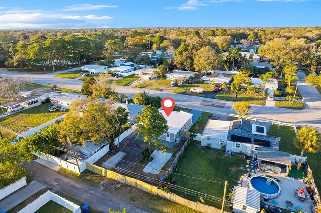 Building Photo - 5318 9th Ave N