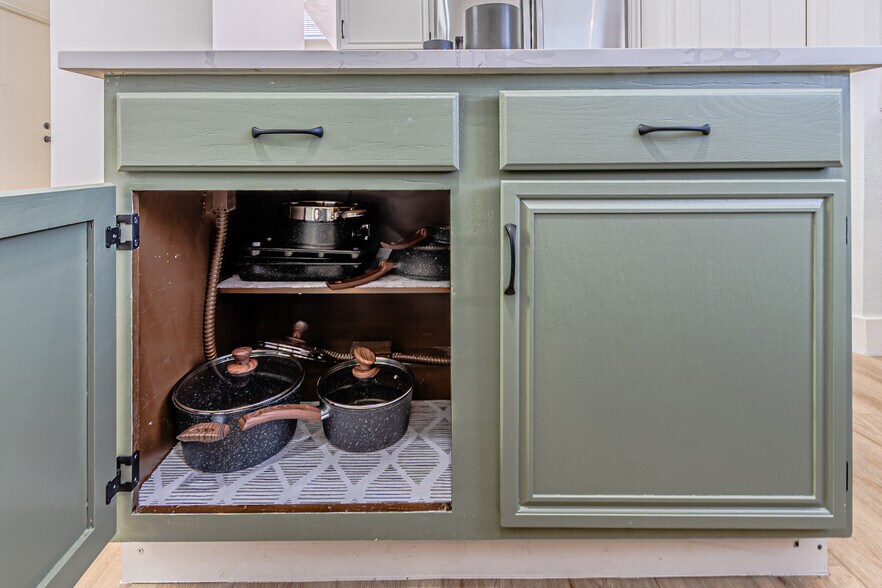 Building Photo - 841 Snapdragon Ln