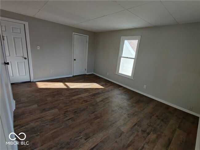 Building Photo - 106 W Pennsylvania St