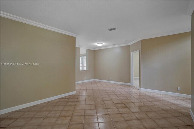Building Photo - 797 Chimney Rock Rd