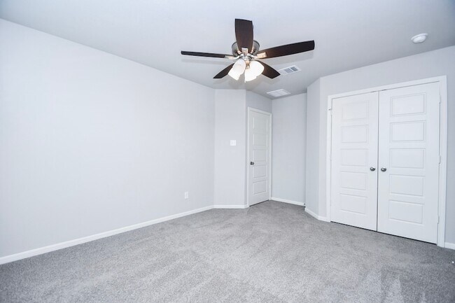 Building Photo - 1417 Sundown Gln Ln