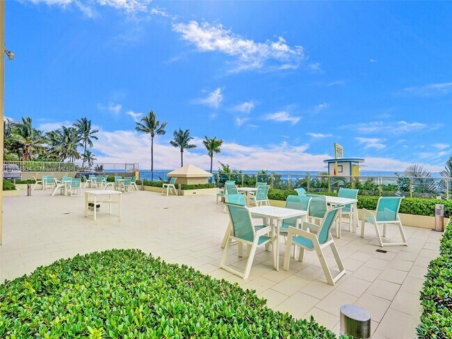 Building Photo - 2501 S Ocean Dr