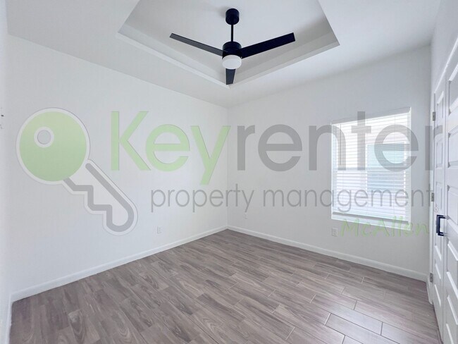 Building Photo - SUPER LOW PRICED - Like Brand New 2bed/2bath Apartment in Edinburg. Don't Miss Out!