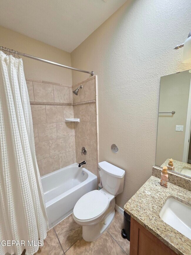 Building Photo - 7346 Gulf Creek Dr