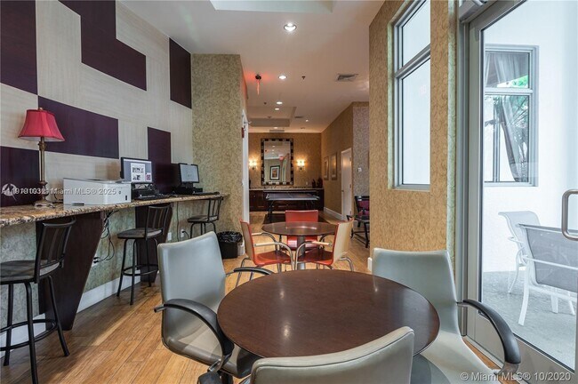 Building Photo - 1830 Radius Dr