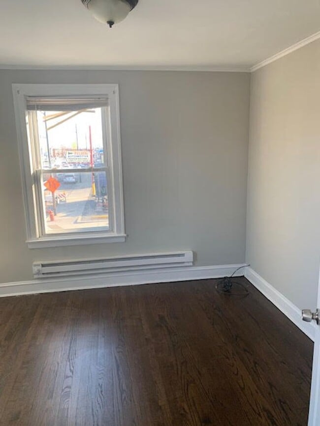 Building Photo - 62 Pulaski