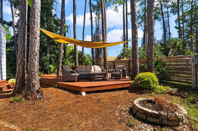Building Photo - "Located on 30A - Charming 4 bedroom beach...