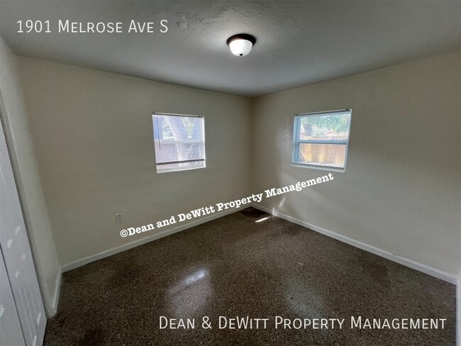 Building Photo - 1901 Melrose Ave S