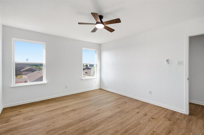 Building Photo - 1013 Woodward Ct