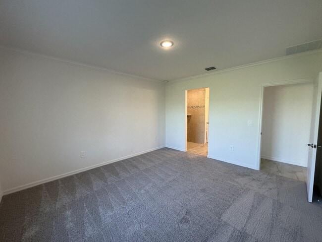 Building Photo - 10936 SW Vasari Way